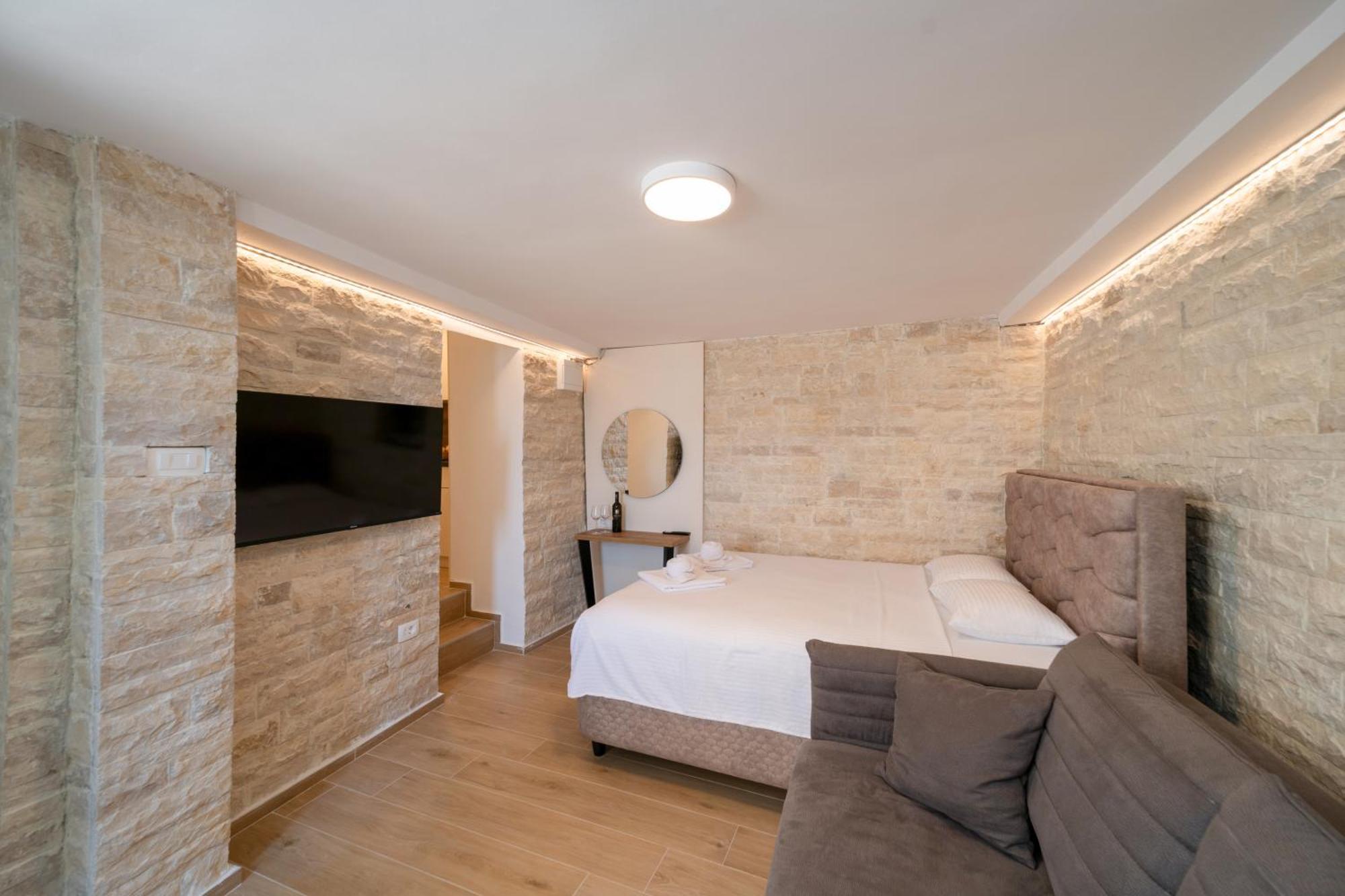 Christian Studio Apartments Umag Eksteriør billede