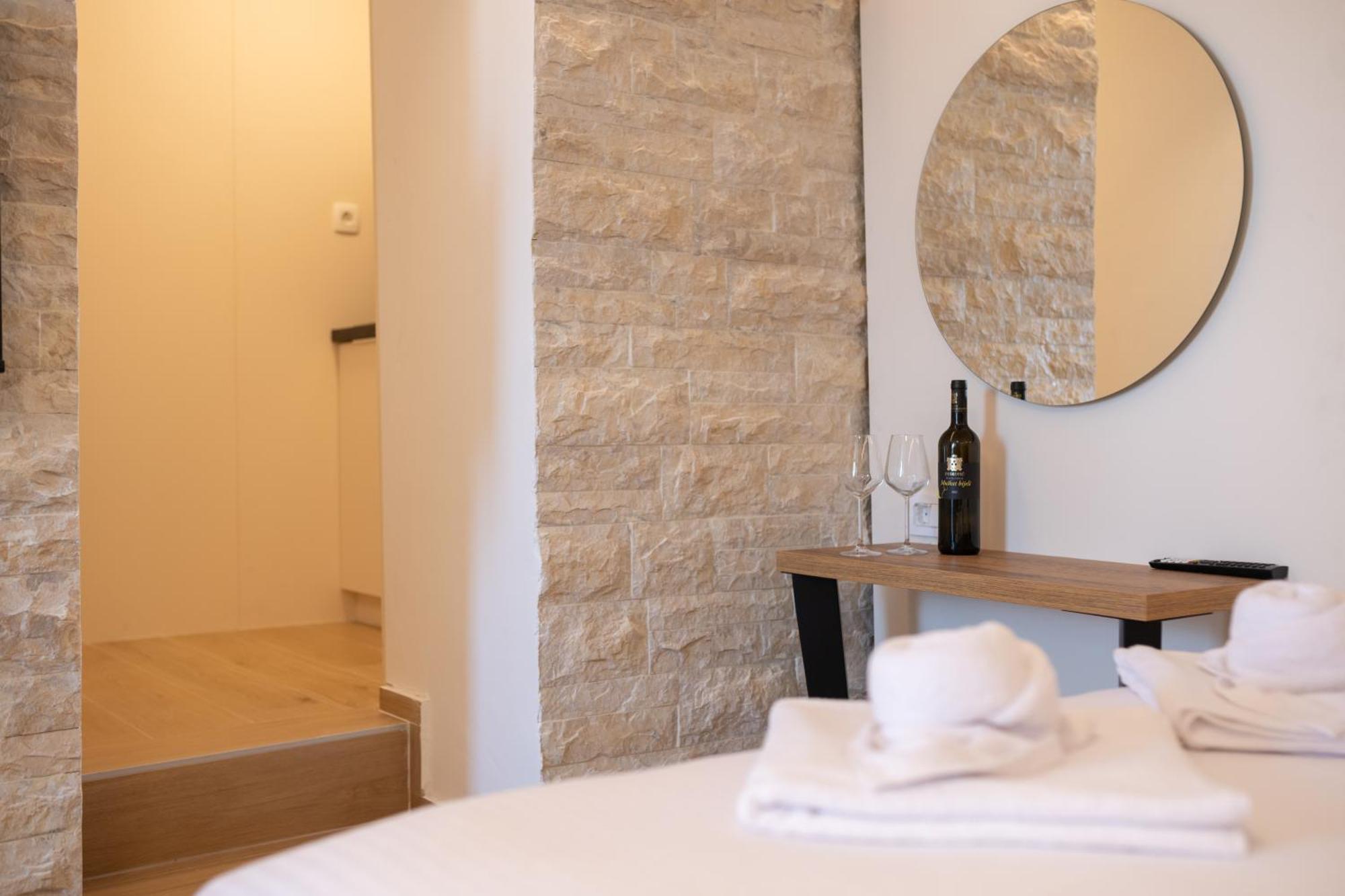 Christian Studio Apartments Umag Eksteriør billede