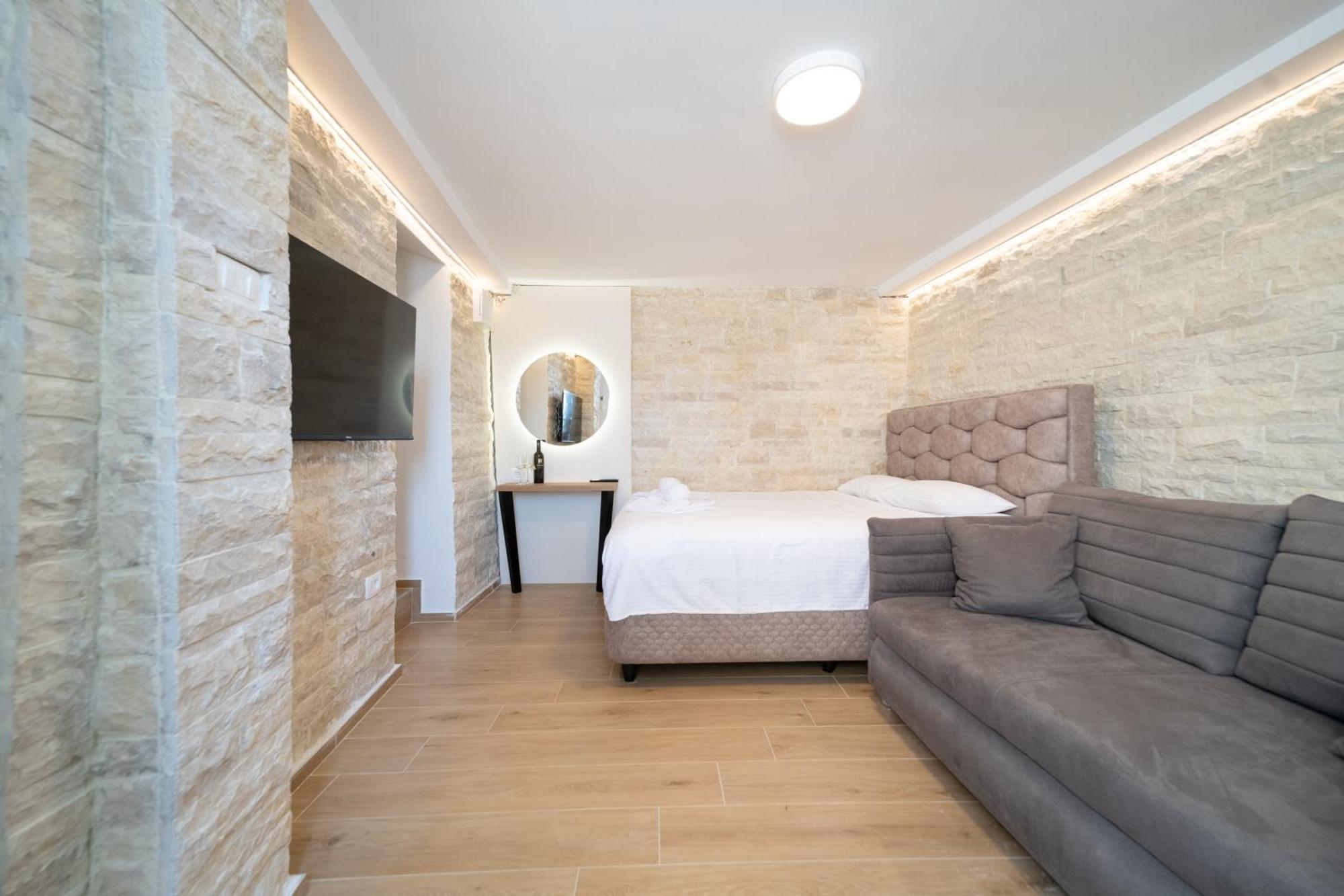 Christian Studio Apartments Umag Eksteriør billede